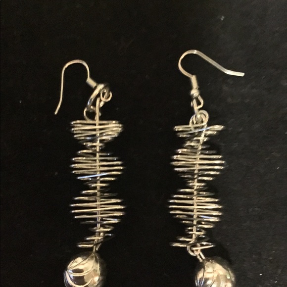 NWOT Spiral Earrings - Picture 6 of 7